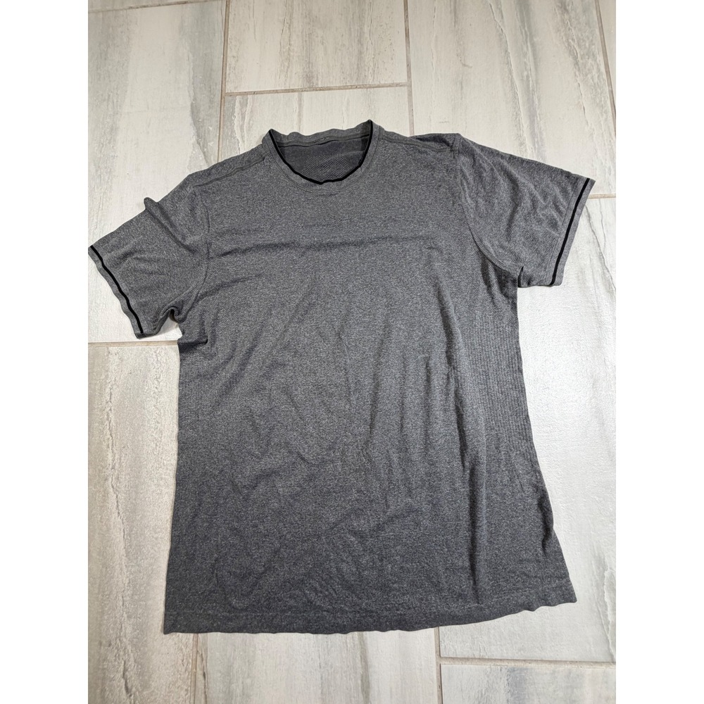 Lululemon Mens Metal Vent Tech Short Sleeve Shirt Heathered Grey Size Large